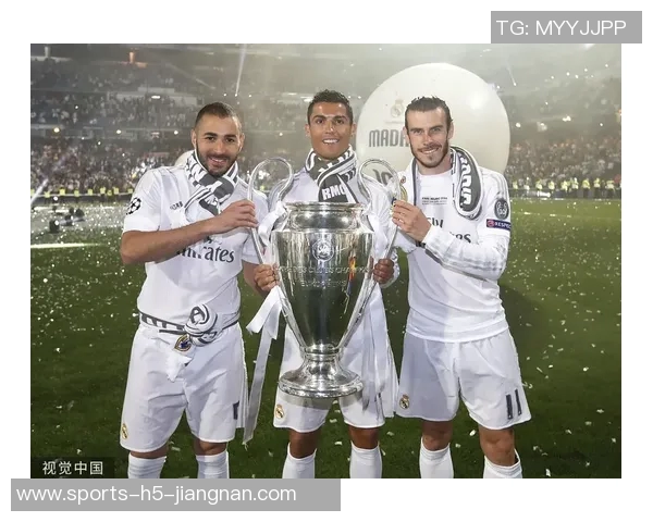 皇马致敬迪斯蒂法诺超级金球奖获奖36周年独一无二的历史传奇