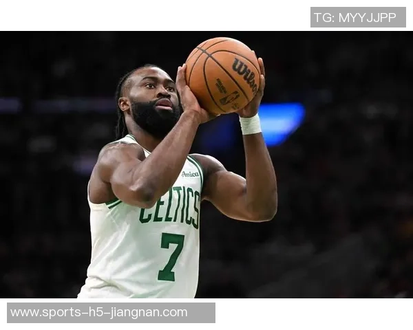 奥康纳称赞杰伦布朗本赛季表现出色有望入选最佳一阵与MVP前五 奥康纳称赞杰伦布朗本赛季表现出色有望入选最佳一阵与MVP前五