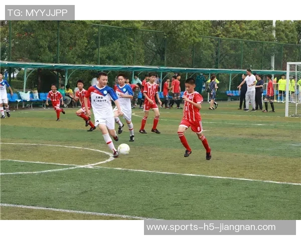 尤文图斯与城市足球集团关注休斯顿年轻中场布鲁克林瑞恩斯的转会动态 尤文图斯与城市足球集团关注休斯顿年轻中场布鲁克林瑞恩斯的转会动态